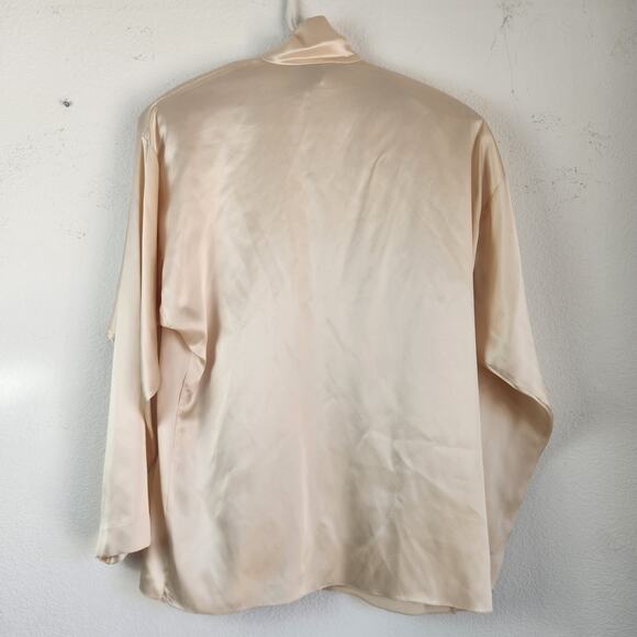 Vintage Ralph Lauren Silk Blouse in Cream Size 6 Long Sleeve Button Down - Picture 5 of 9